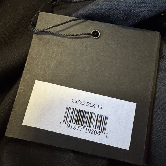 Ieena by Mac Duggar Size 16 NWT Black Sequin Elegant Dress. Size 16 - Picture 15 of 16